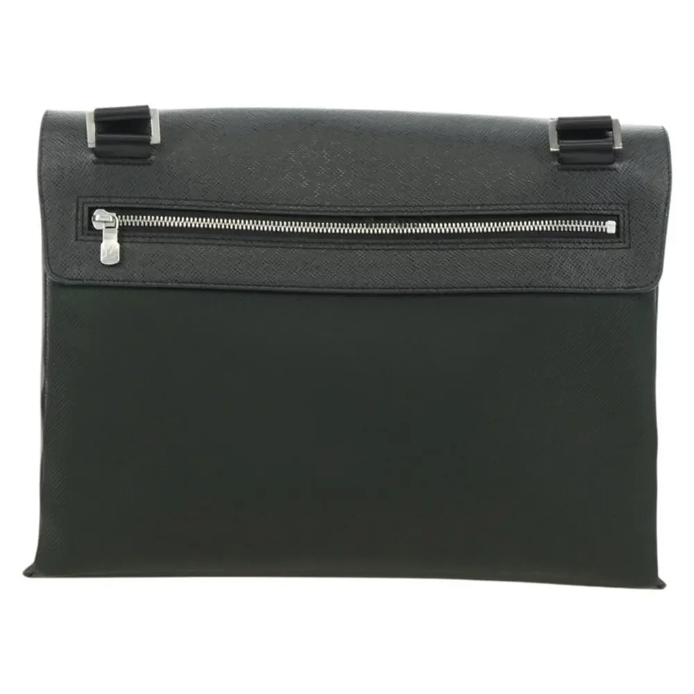 Louis Vuitton Taiga Saratov GM Shoulder Bag Black